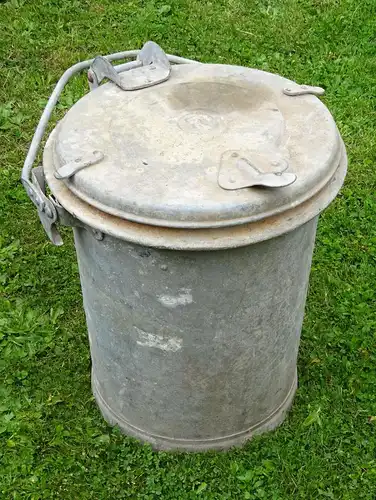 DDR Mülltonne 45 cm Zink Aschetonne Kübel Pflanzgefäß Gartendeko Feuertonne