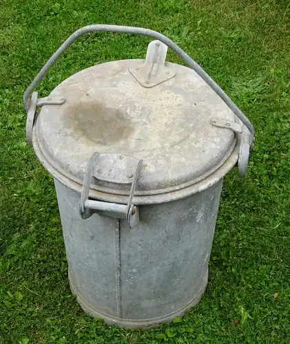 DDR Mülltonne 45 cm Zink Aschetonne Kübel Pflanzgefäß Gartendeko Feuertonne