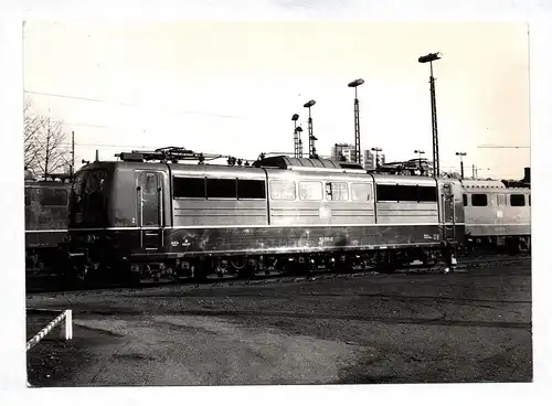 Foto Elektrolokomotive DB 151 016 E-Lok Bw Hagen-Eckesey im Bw Gremberg 29.01.19