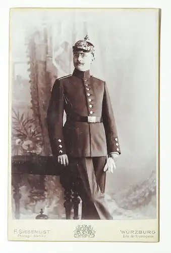 Kabinettfoto Soldat 9 kgl bayerisches IR Wrede Pickelhaube 1905 Würzburg