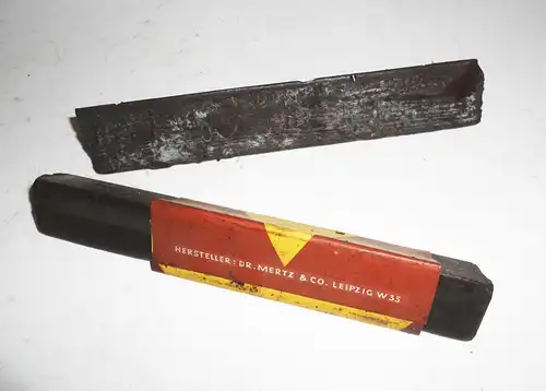 2 x Stifte Sutor Farbaufputzwachs Mertz & Co Leipzig Lederpflege dunkelbraun (2