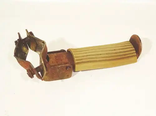 Alter Fusstritt Pedale für  Dreirad Oldtimer Kinderfahrrad