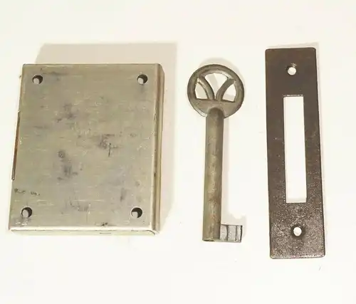 DDR Schrankschloss mit Schlüssel & Beschlag 4,9 x 5,9 x 1 cm Ersatzschloss !