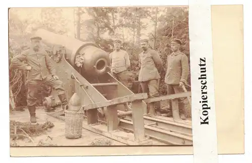 Foto Ak Soldaten mit großer Haubitze Mörser 1 Wk