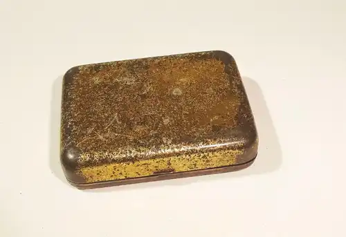 Alte kleine Blechdose Menthana Italienischer Pfeffermünz Cachou um 1900 Miniatur