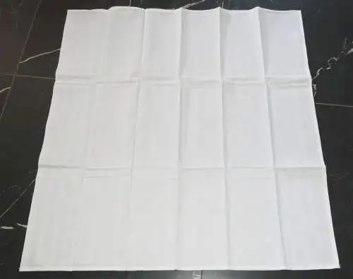 DDR Paket 30 Tischdecken Weiss 78,5 cm x 74 cm Gestreift B-Ware Basteln Vintage