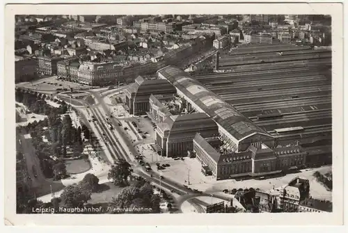 Ak Leipzig Hauptbahnhof Fliegeraufnahme 1933 (A3422
