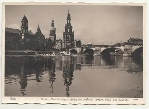 Ak Hahn 12644 Dresden Friedrich August Brücke mit Brühlsche Terasse