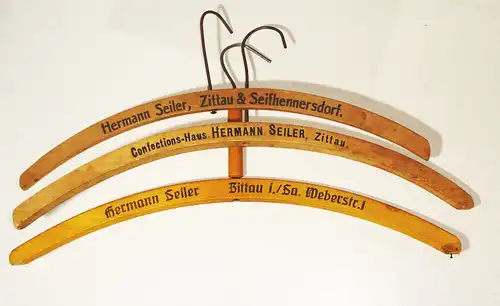 3 x alte Reklame Kleiderbügel Hermann Seiler Zittau Seifhennersdorf 1930er