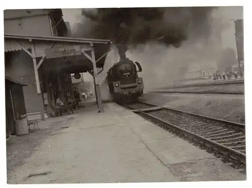 Foto Bahnhof Waldenburg Dampflok 23 1113 DDR Abzug