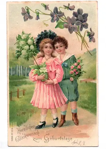 Präge Ak Bube Mädchen mit Blumen 1905 Geburtstag