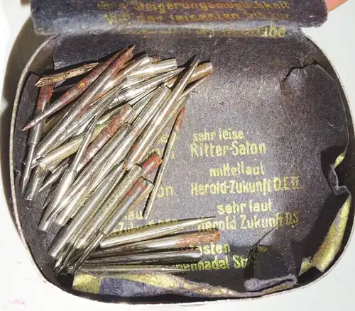 Nadeldose Grammophon Needles Lanzenreiter 1920er 