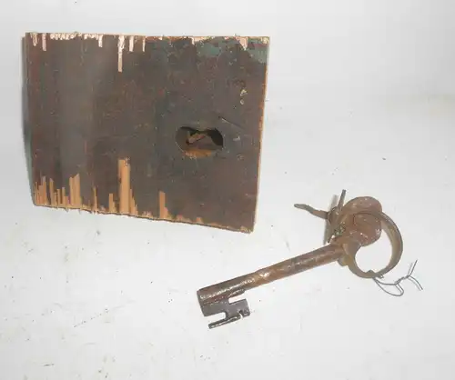 Handgeschmiedetes Türschloss mit Hohlschlüssel vor 1900 Schlüssel Schloss