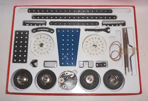 1 von 4 Burgstädter Metallbaukasten 4 DDR !