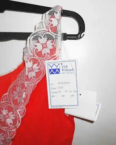 Vintage DDR Negligee Unterwäsche VEB Wirkmode Limbach-Oberfrohna Größe 42 rot !