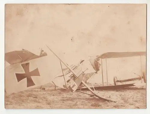 Foto abgestürzter Doppeldecker Flugzeug aircraft photo vintage 1 Wk IWW (F675