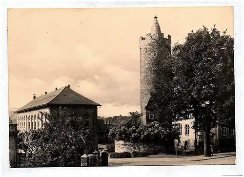 Ak Foto Pössneck Weißer Turm mit Malzhaus Echtfoto