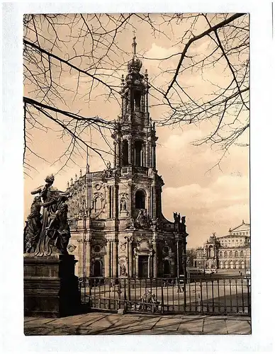 Ak Dresden Blick von der Brühlschen Terasse zur Kathedrale Echt Foto DDR