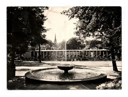 Ak Foto An der Wandelhalle Staatsbad Bad Elster DDR