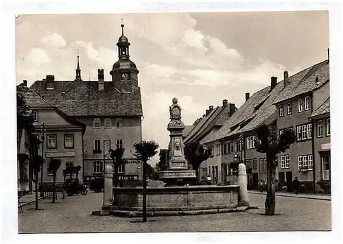 Foto Ak Römhild Thüringen Karl Marx Platz mit Rathaus DDR