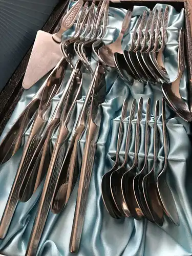 DDR Besteck 27 teilig  ABS Rostfrei Löffel Messer Gabel Besteckkoffer