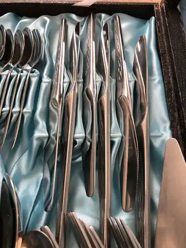 DDR Besteck 27 teilig  ABS Rostfrei Löffel Messer Gabel Besteckkoffer