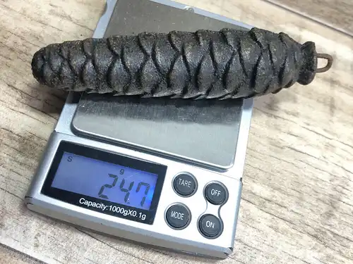 Uhrengewicht für Kuckkucksuhr 247 gramm Alter Zapfen