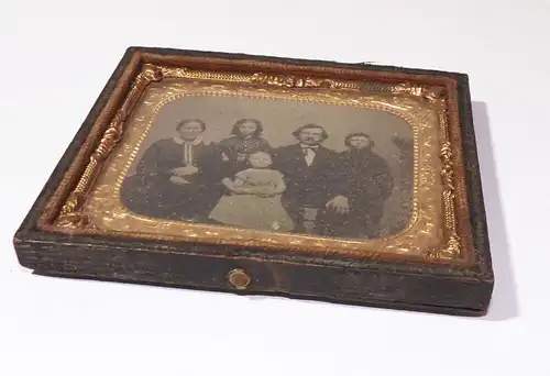 Ambrotypie Fotografie Familie um 1860 koloriert Foto