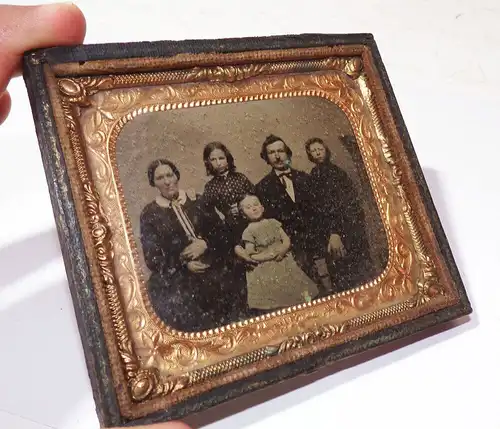 Ambrotypie Fotografie Familie um 1860 koloriert Foto