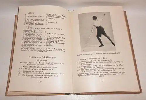 Deutsches Mädchen und Frauenturnen 1925 Arthur Latterner Sport Turnen Buch