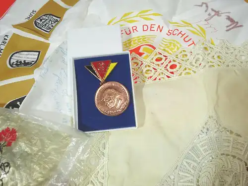 NVA Reservistentuch Schulterklappen Abzeichen Tüte DDR !