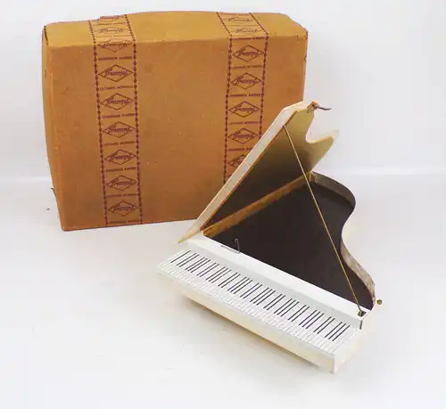 Alte Trumpf Klavier Spieldose Pralinenschachtel Schwedenmädel Originalkarton