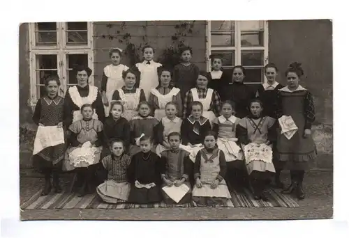 Foto Ak Schulklasse Mädchen Wohlau Schlesien 1913 Gruppenbild