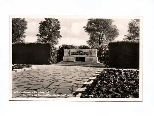 Ak Wilhelmshaven Ehrenfriedhof  Den Toten des Panzerschiffes