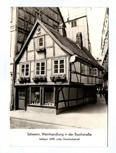 Ak Schwerin Weinhandlung in der Buschstraße DDR erbaut 1698