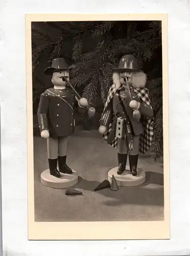 Ak Seiffener Räuchermänner (Förster und Slowake) alte Volkskunstform