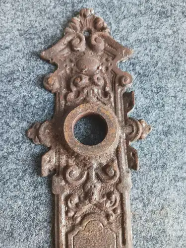 Antiker Türbeschlag aus Eisen Beschlag Türe alt