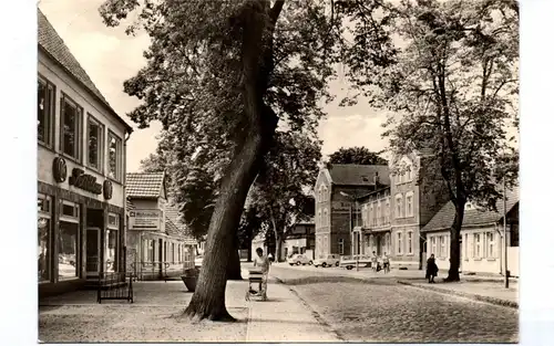 DDR Ak Dargun Schloßstraße 1974