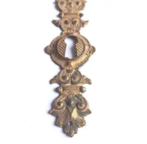 Alter Möbelbeschlag mit Schlüsselloch aus Messing antik Schlüsselschild