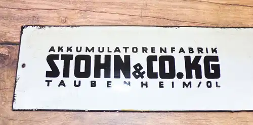 Emailschild Akkumulatoren Fabrik Stohn u Co KG Taubenheim Oberlausitz 1950er