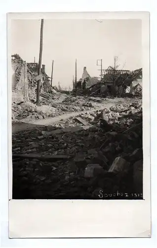 Foto Ak zerstörtes Souchez 1915 France