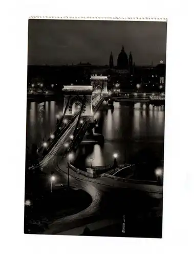 Ak Budapest A Lanchid este Kettenbrücke am Abend