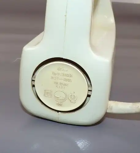 DDR Mixer RG28S Quirl Handrührgerät Creme Farbe