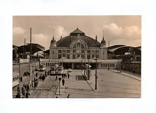 Ak Halle Saale Hauptbahnhof Echtfoto DDR 1961