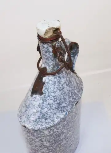 Alte Emaille Trinkflasche Flasche Verschluss Weiss Grau Vintage 