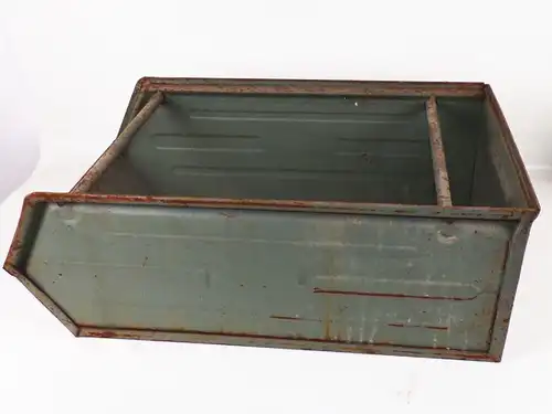Alte Stapelbox Regal Metallkiste Aufbewahrung Industrie Sichtlagerkasten Werkzeu