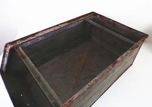 Alte Stapelbox Regal Metallkiste Aufbewahrung Industrie Sichtlagerkasten Werkzeu
