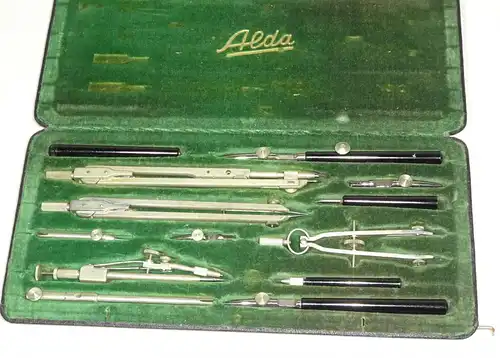 Alter Alda Zirkelkasten Reisszeug vintage !