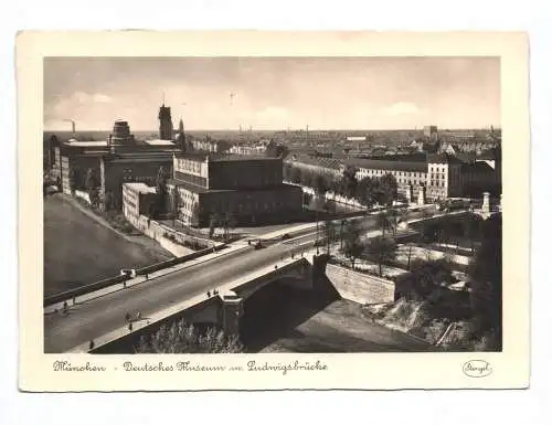 Ak Foto München Deutsches Museum mit Ludwigsbrücke 1942