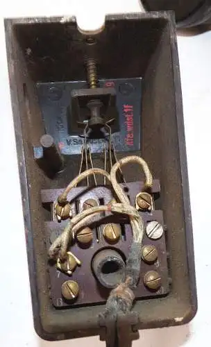 Altes Siemens und Halske Telefon vintage